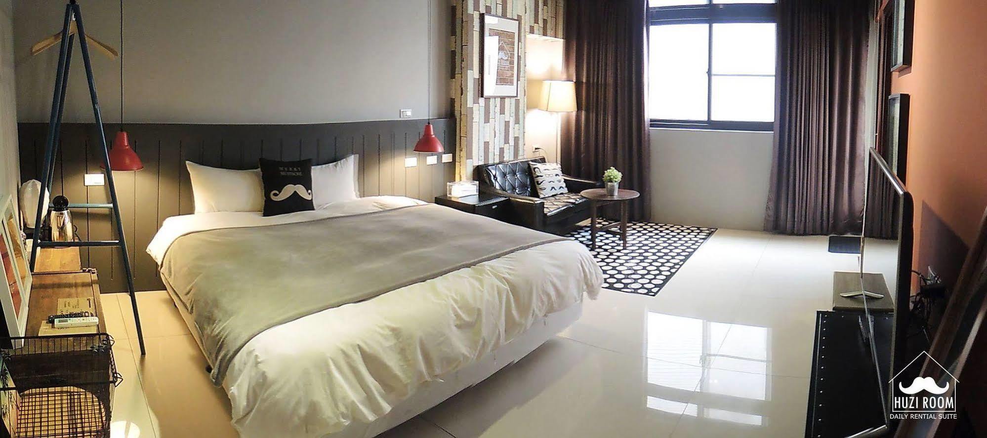 Huzi Room Tainan Exterior foto